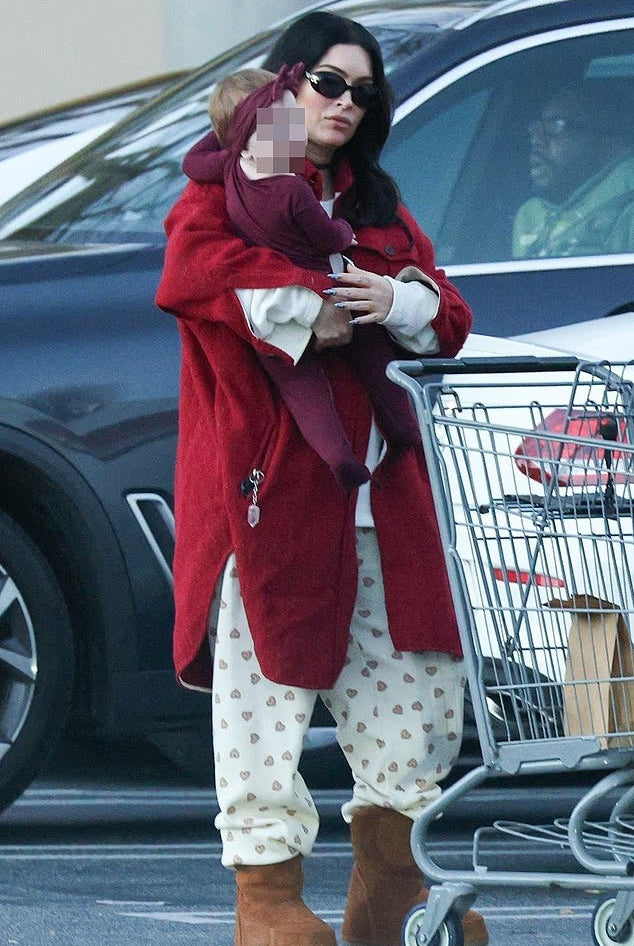 Spotted! Megan Fox in Boys Lie!