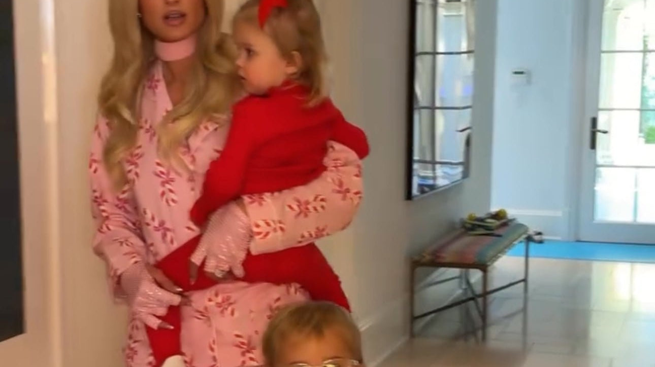 Paris Hilton Spotted in PJ Salvage Candy Cane Pyjamas – That’s Hot 🎄🍭 - Spoiled Brat