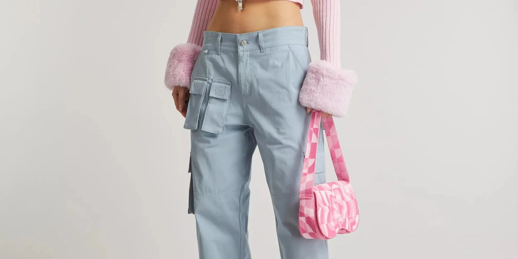 Low Rise Cargo Pants - Spoiled Brat