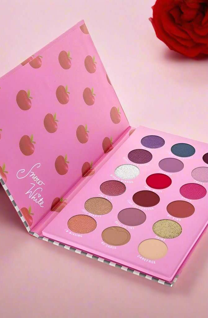 Disney Snow White Eyeshadow Palette Eyeshadow by Mad Beauty as seen on celebrities