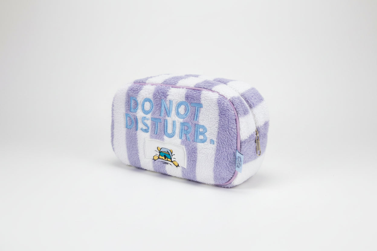 Mad Beauty Disney Winnie The Pooh Wash Bag - Do Not Disturb