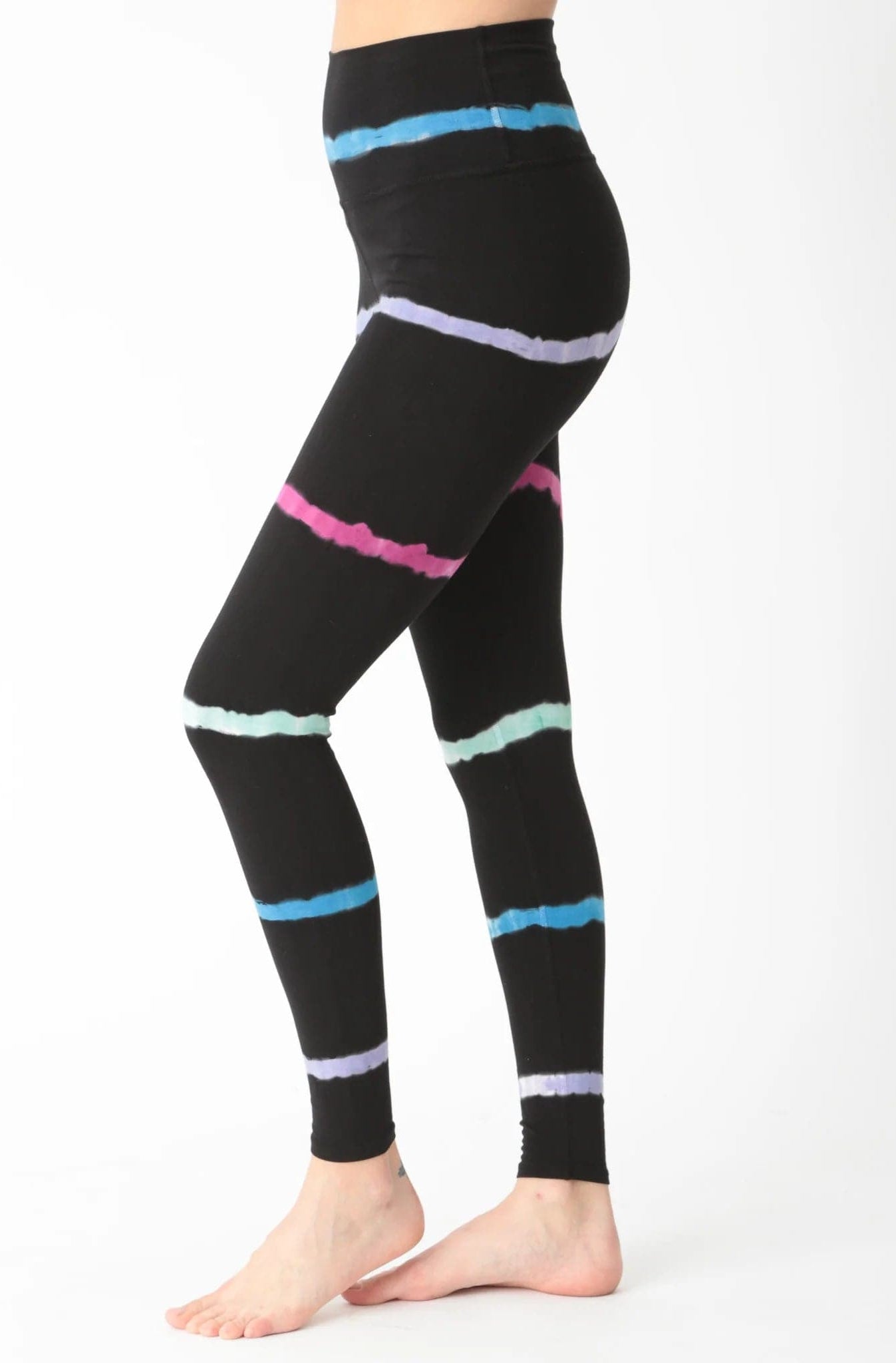 Electric & Rose Sunset Onyx Leggings as seen on Malin Andersson Leggings by Electric and Rose as seen on celebrities