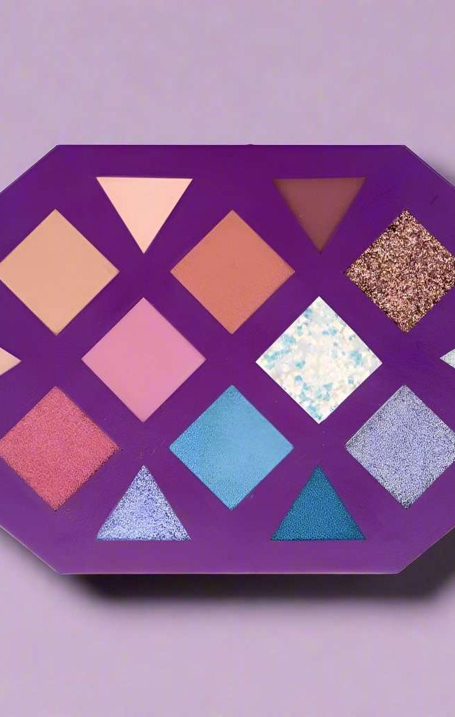 Disney Frozen Icy Touch Eyeshadow Palette Eyeshadow by Mad Beauty as seen on celebrities