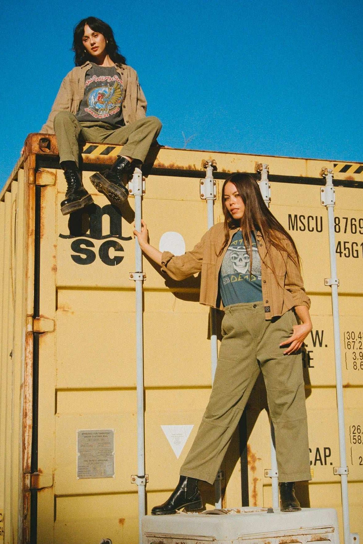 Junk Food Grateful Dead Oakland 1985 Tee T-Shirt by Junk Food as seen on celebrities