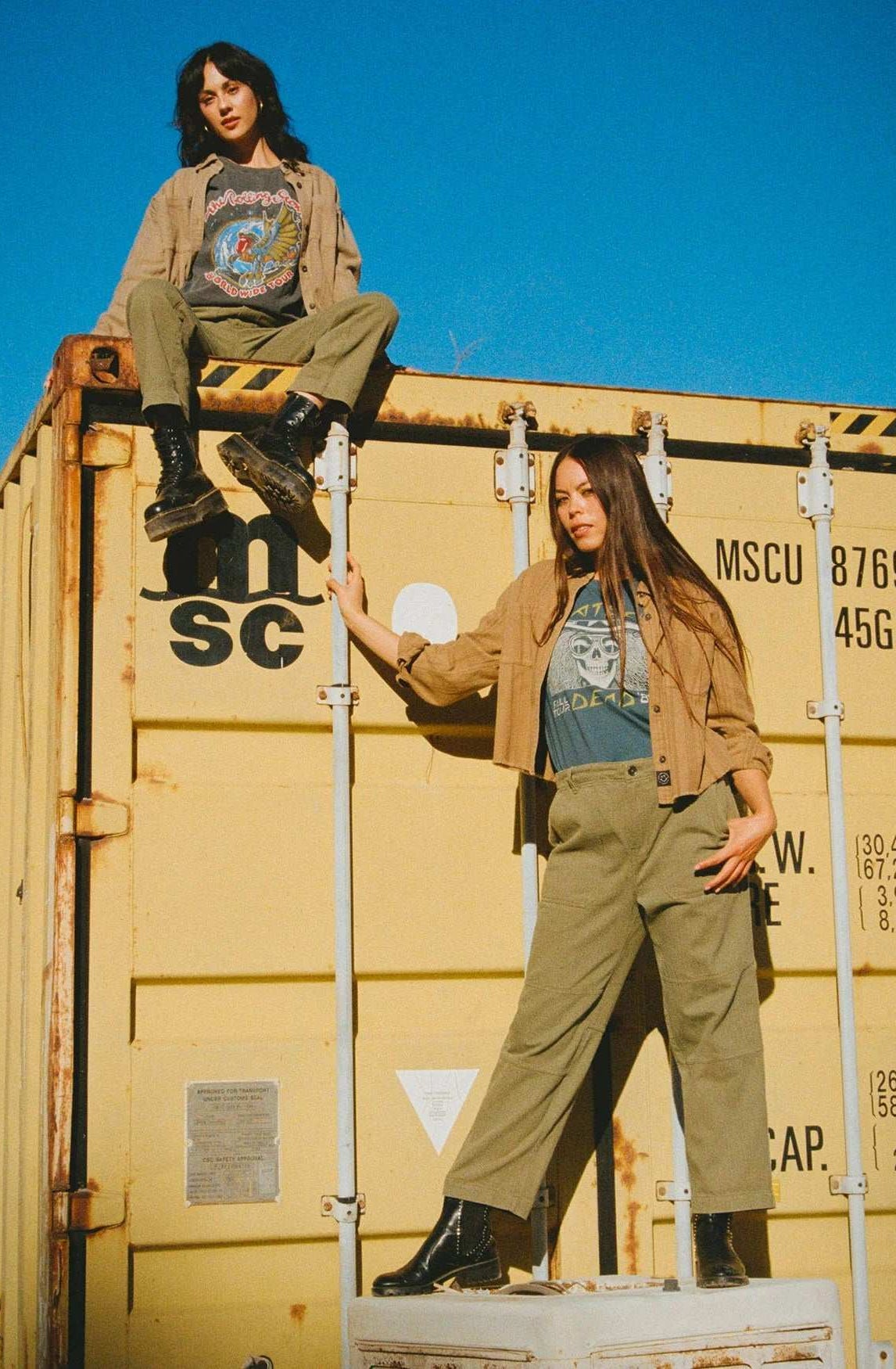 Junk Food Grateful Dead Oakland 1985 Tee T-Shirt by Junk Food as seen on celebrities