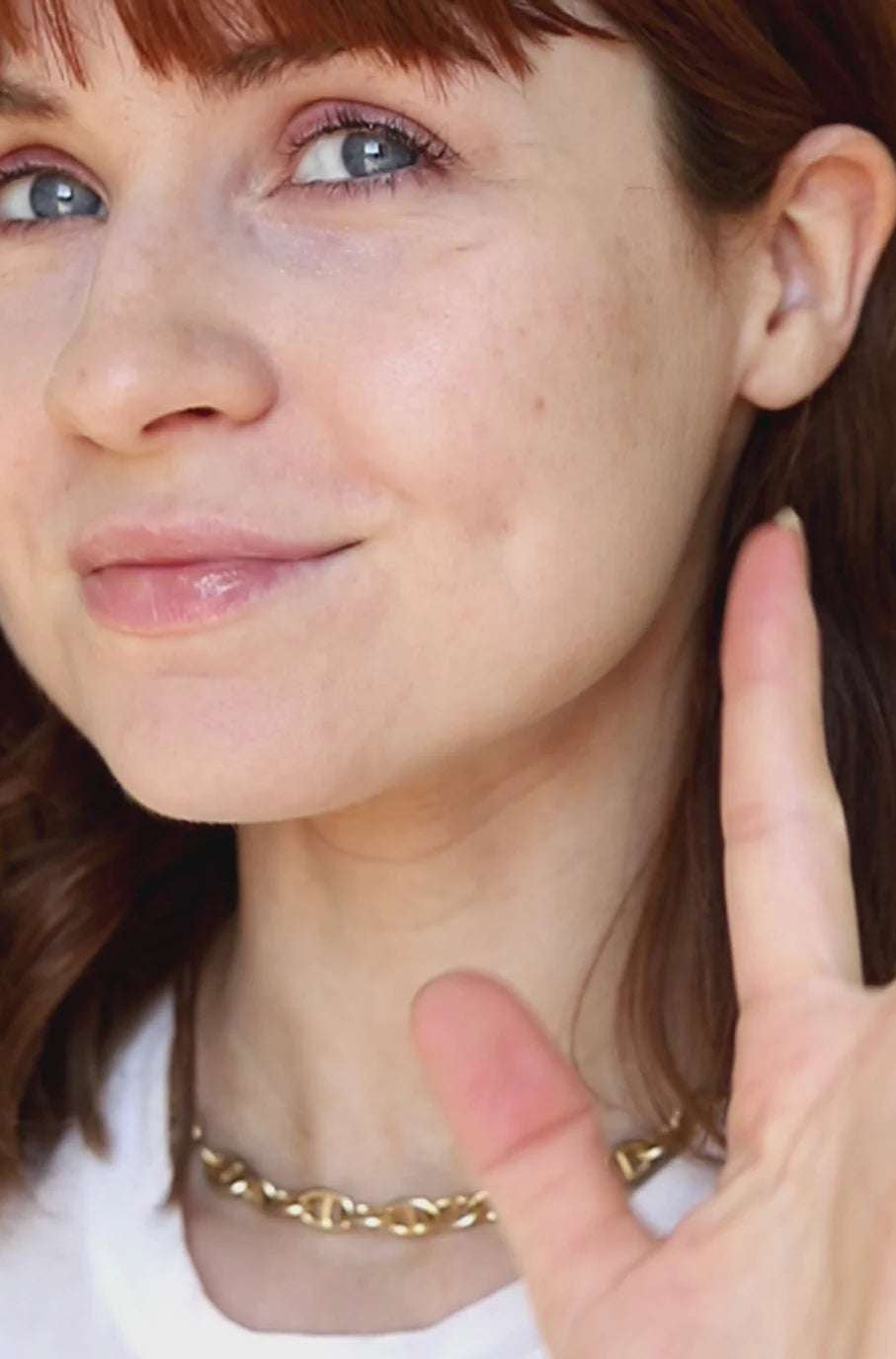 Makeup Eraser FUZZ Eraser: 2 in 1 Dermaplaner Beauty Product by Makeup Eraser as seen on celebrities