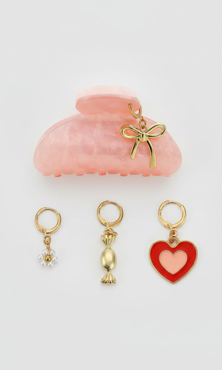 Packed Party Sweetheart Claw Clip and Charms Set (includes 4 charms)
