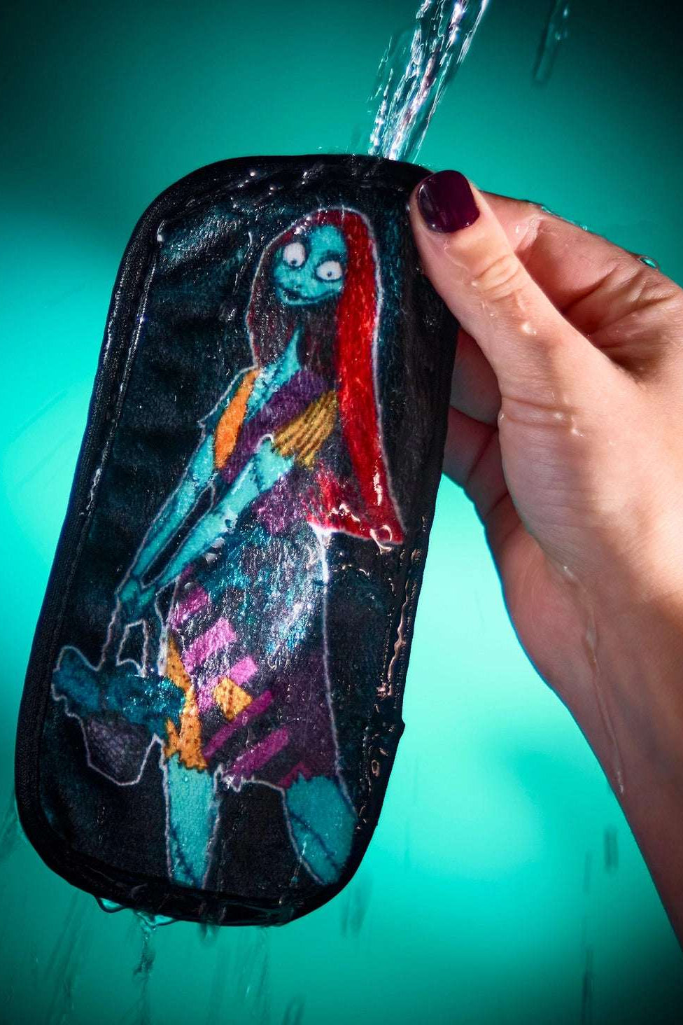 Shop Makeup Eraser Makeup Eraser Disney Nightmare Before Christmas 5pc Mini Set Beauty Product for women – premium loungewear and festival fashion at Spoiled Brat