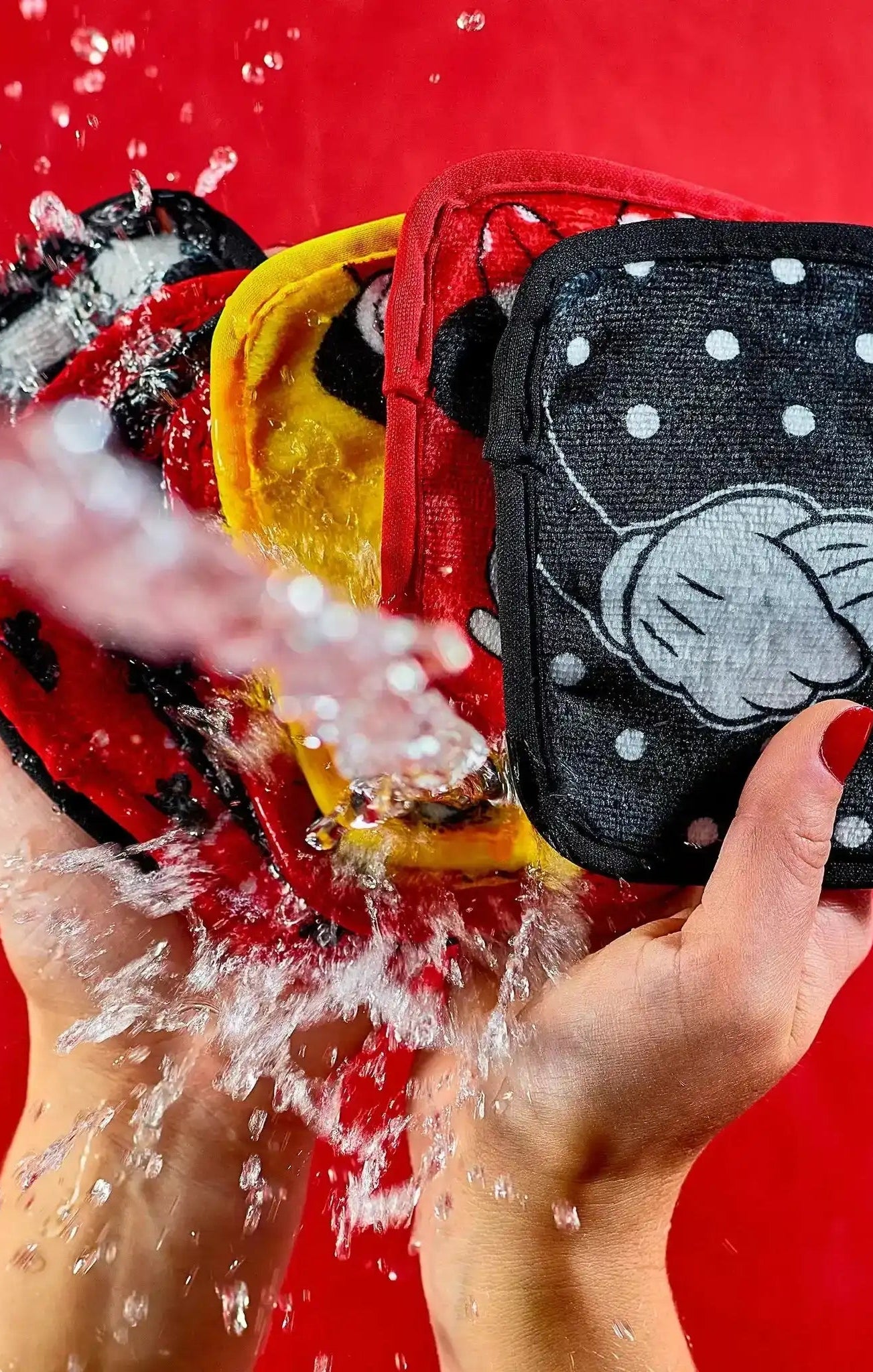 Shop Makeup Eraser Makeup Eraser Mickey & Minnie 7 - Day Set Beauty Product for women – premium loungewear and festival fashion at Spoiled Brat