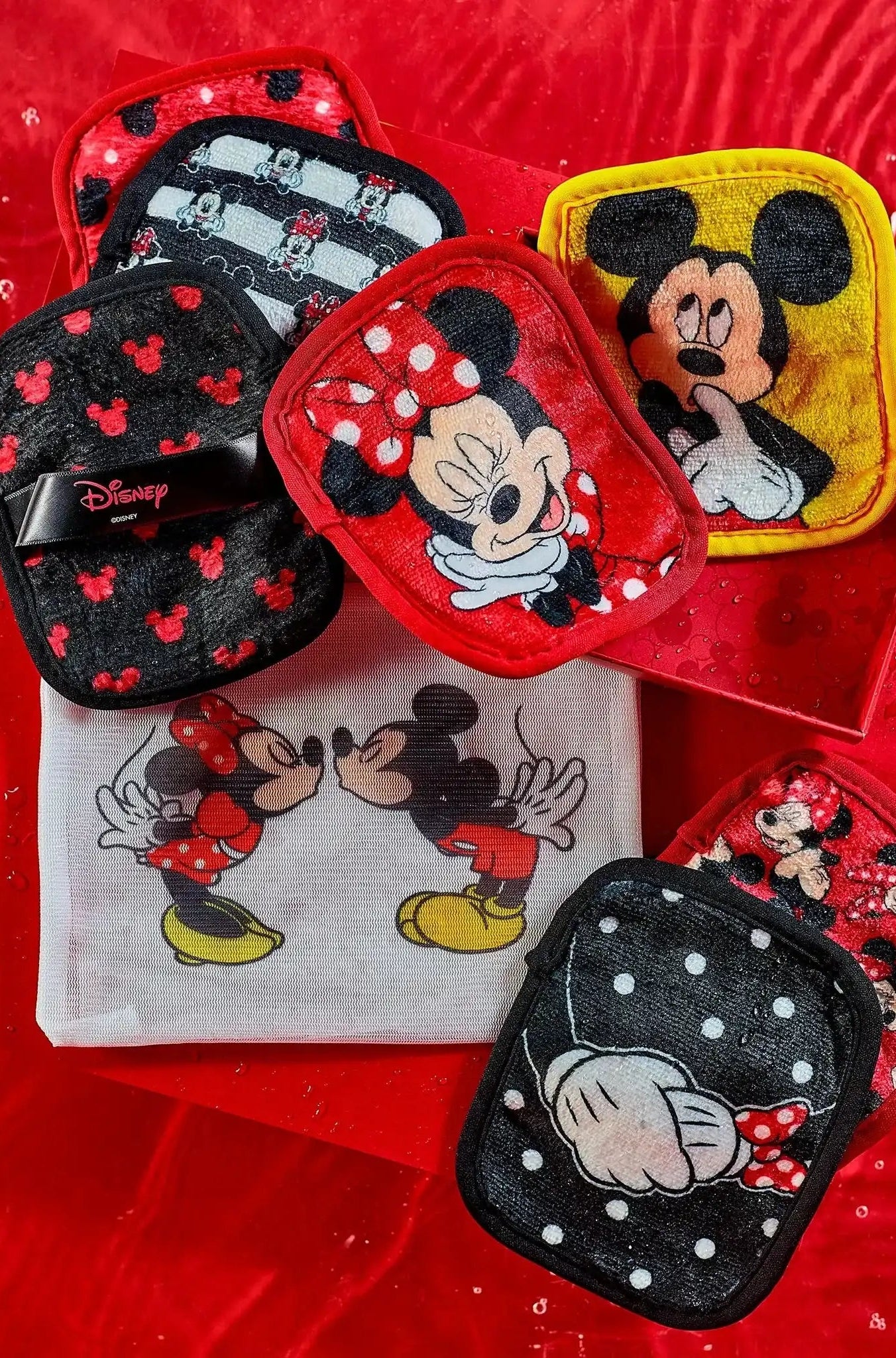 Shop Makeup Eraser Makeup Eraser Mickey & Minnie 7 - Day Set Beauty Product for women – premium loungewear and festival fashion at Spoiled Brat