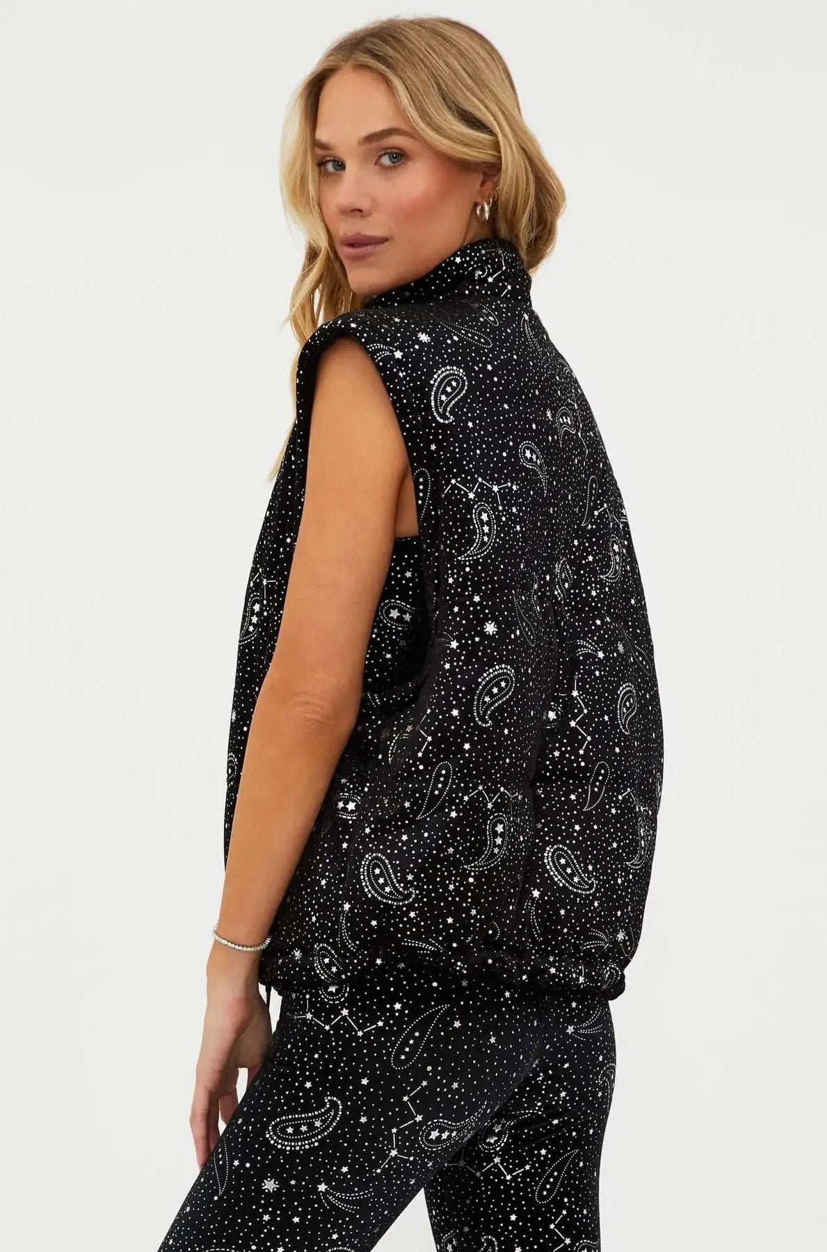 Shop Beach Riot Beach Riot Kris Convertible Shooting Stars Puffer Jacket Jacket for women – premium loungewear and festival fashion at Spoiled Brat