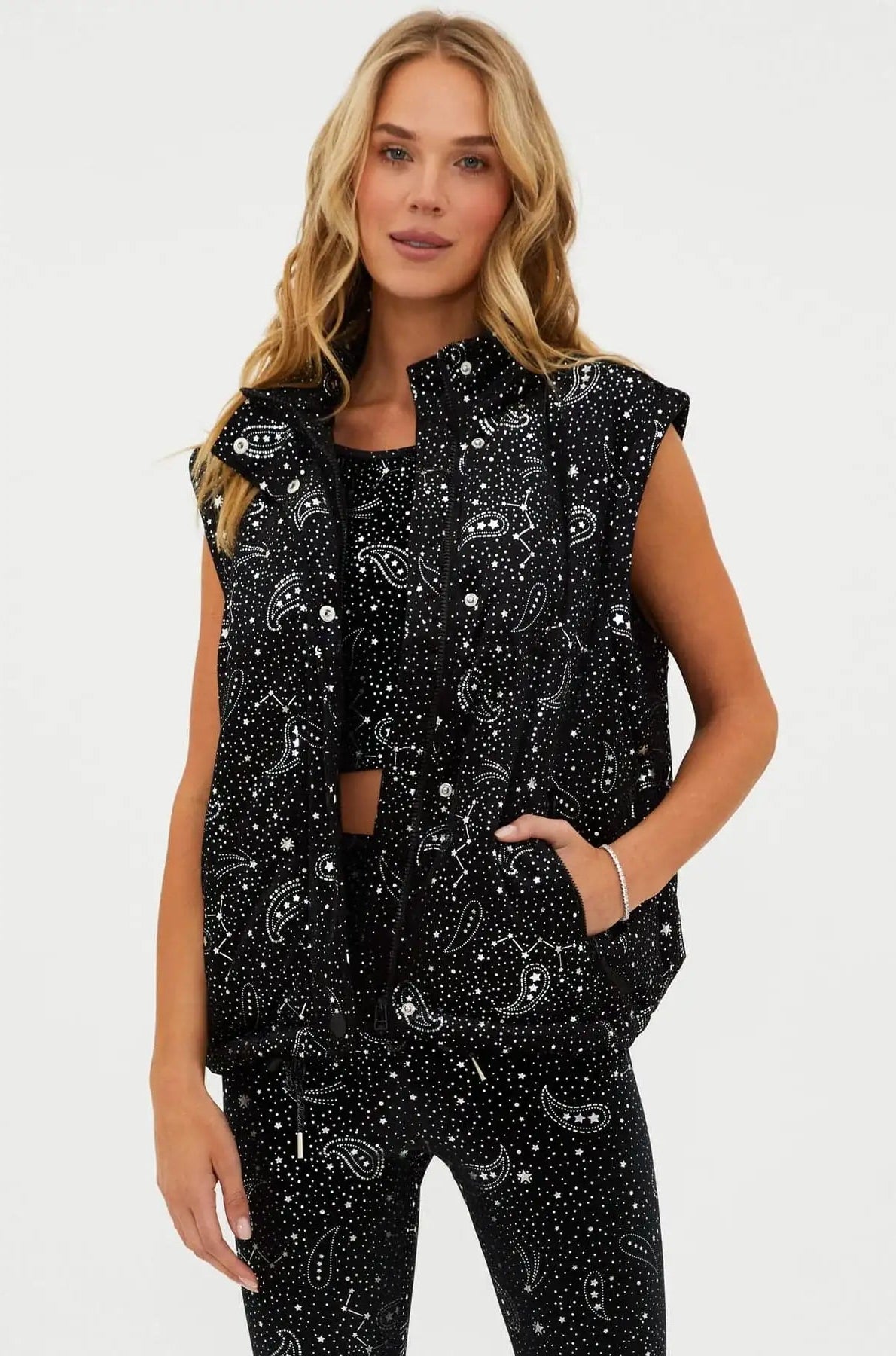 Shop Beach Riot Beach Riot Kris Convertible Shooting Stars Puffer Jacket Jacket for women – premium loungewear and festival fashion at Spoiled Brat