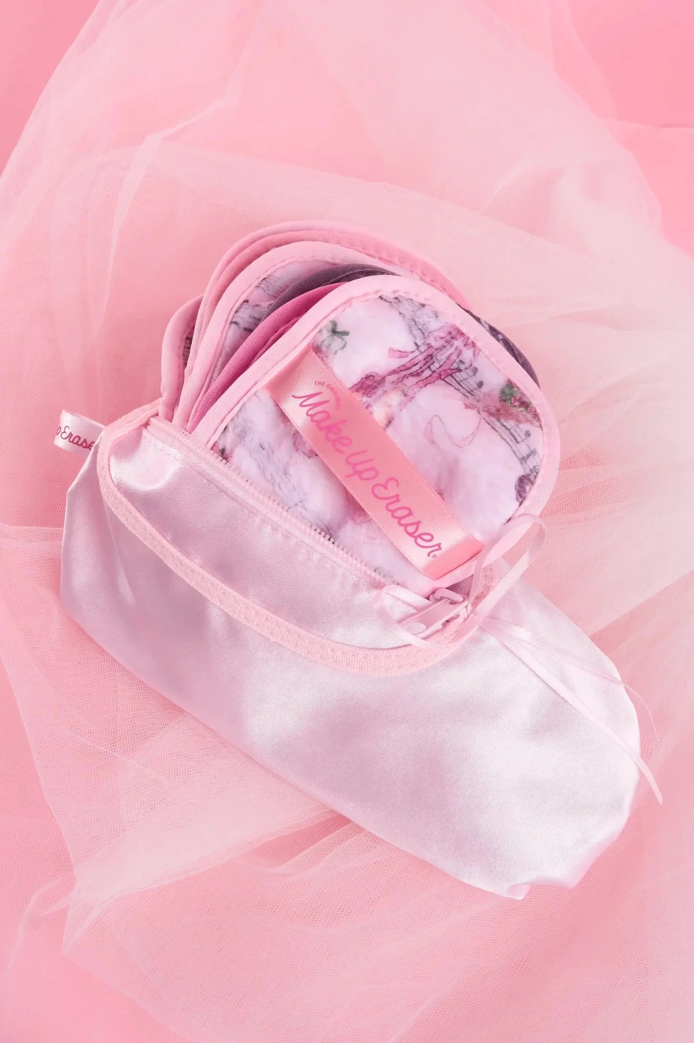 Shop Makeup Eraser Makeup Eraser Ballet Core 7 - Day Gift Set Beauty Product for women – premium loungewear and festival fashion at Spoiled Brat