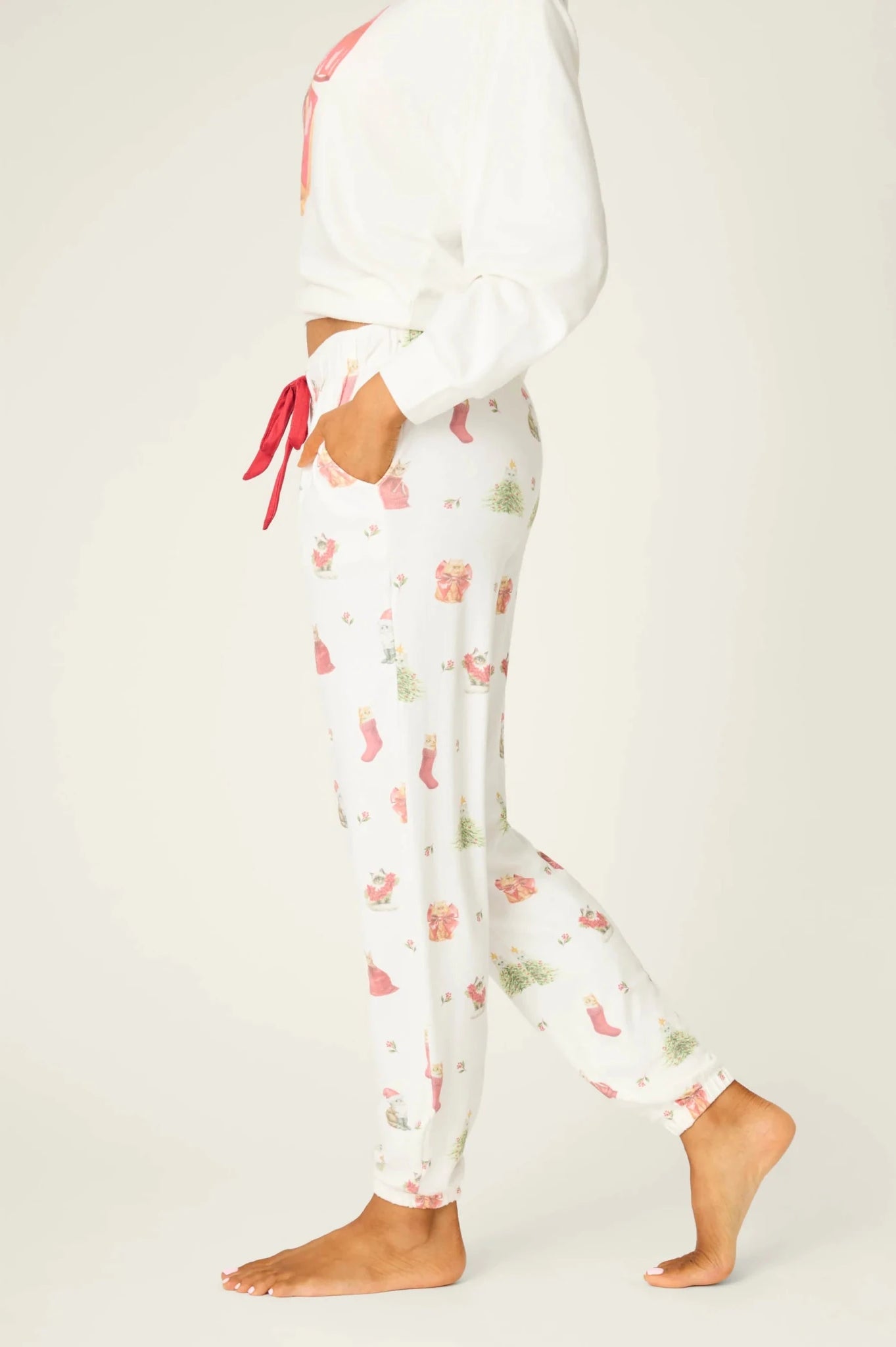 PJ Salvage Feline Festive Cat Print Banded PJ Pants as seen on Chloe Sims - Spoiled Brat