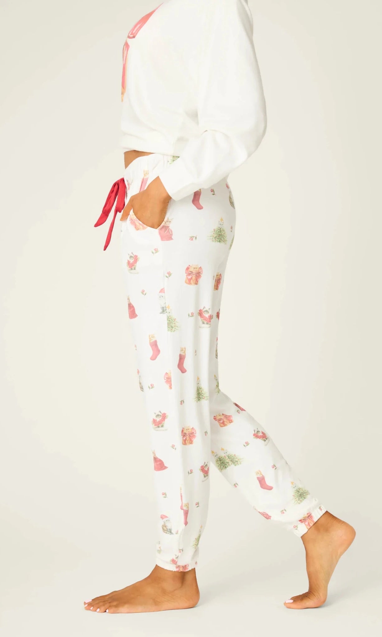 PJ Salvage Feline Festive Cat Print Banded PJ Pants as seen on Chloe Sims - Spoiled Brat