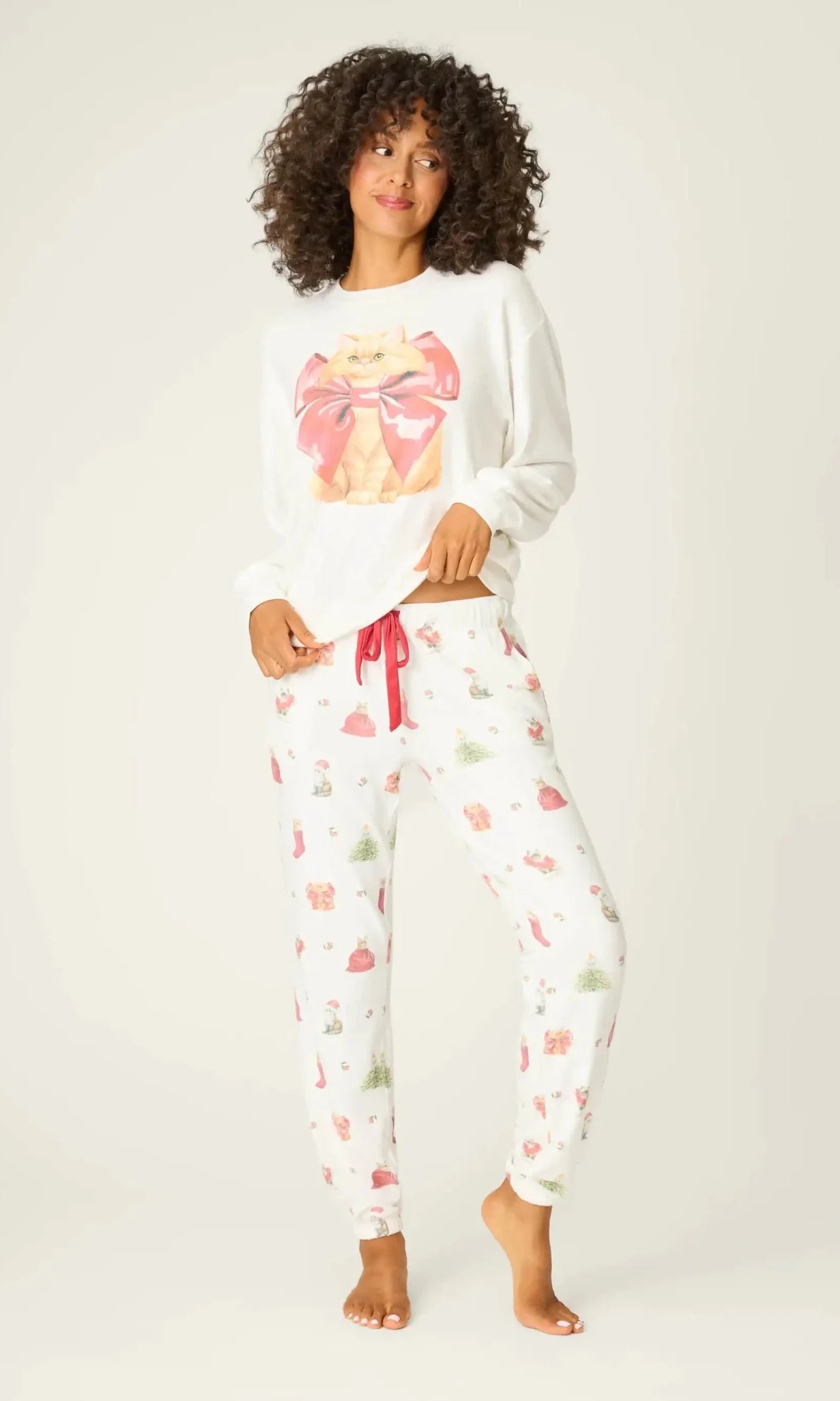 PJ Salvage Feline Festive Cat Print Banded PJ Pants as seen on Chloe Sims - Spoiled Brat