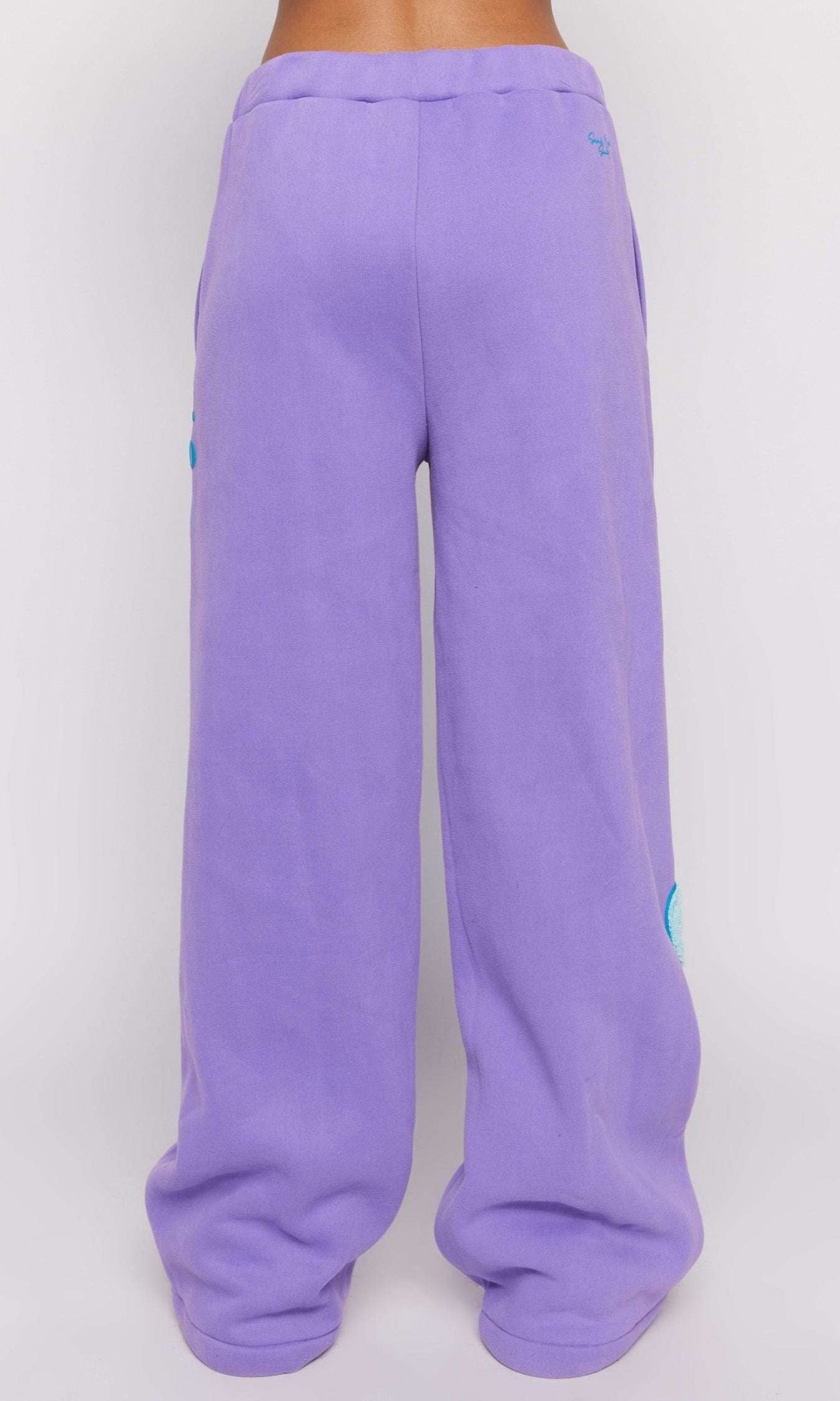 Shop Samii Ryan Samii Ryan Good Day SmileyWorld Sweatpants Sweatpants for women – premium loungewear and festival fashion at Spoiled Brat