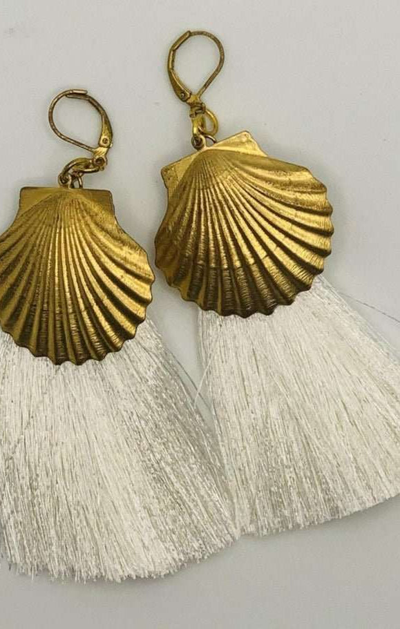 Suzywan DELUXE Sea Shells Tassel Mermaid Earrings by Suzywan DELUXE – Earrings – Gold | Spoiled Brat UK