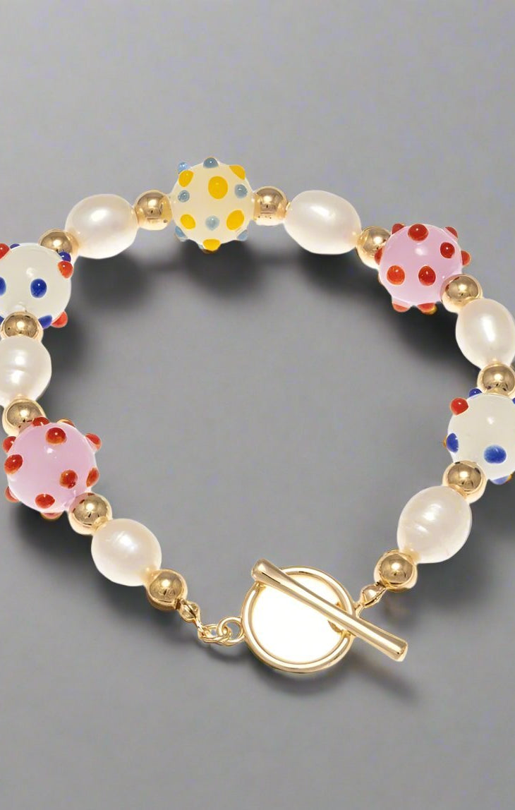 Sofia Richie x 8 Other Reasons Glass Bead Charm Bracelet | Bracelet by 8 Other Reasons | Shop Premium Boutique Fashion at Spoiled Brat | Trendy Y2K style. '_badge_Celeb_Pick, 2000, 8 Other Reasons | Image 2