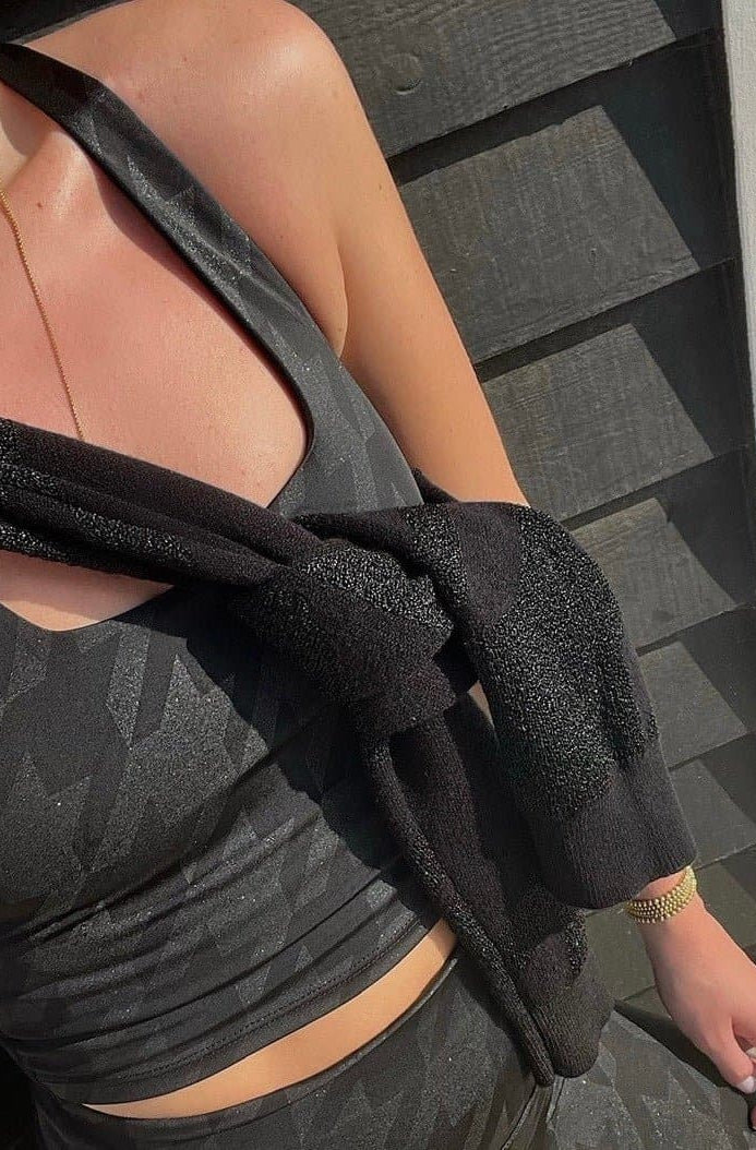 Beach Riot Katya Houndstooth Crop Gym Top Crop Top by Beach Riot as seen on celebrities