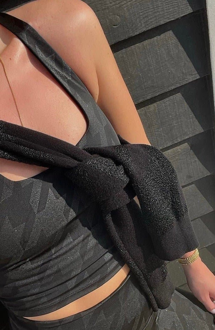 Beach Riot Katya Houndstooth Crop Gym Top Crop Top by Beach Riot as seen on celebrities