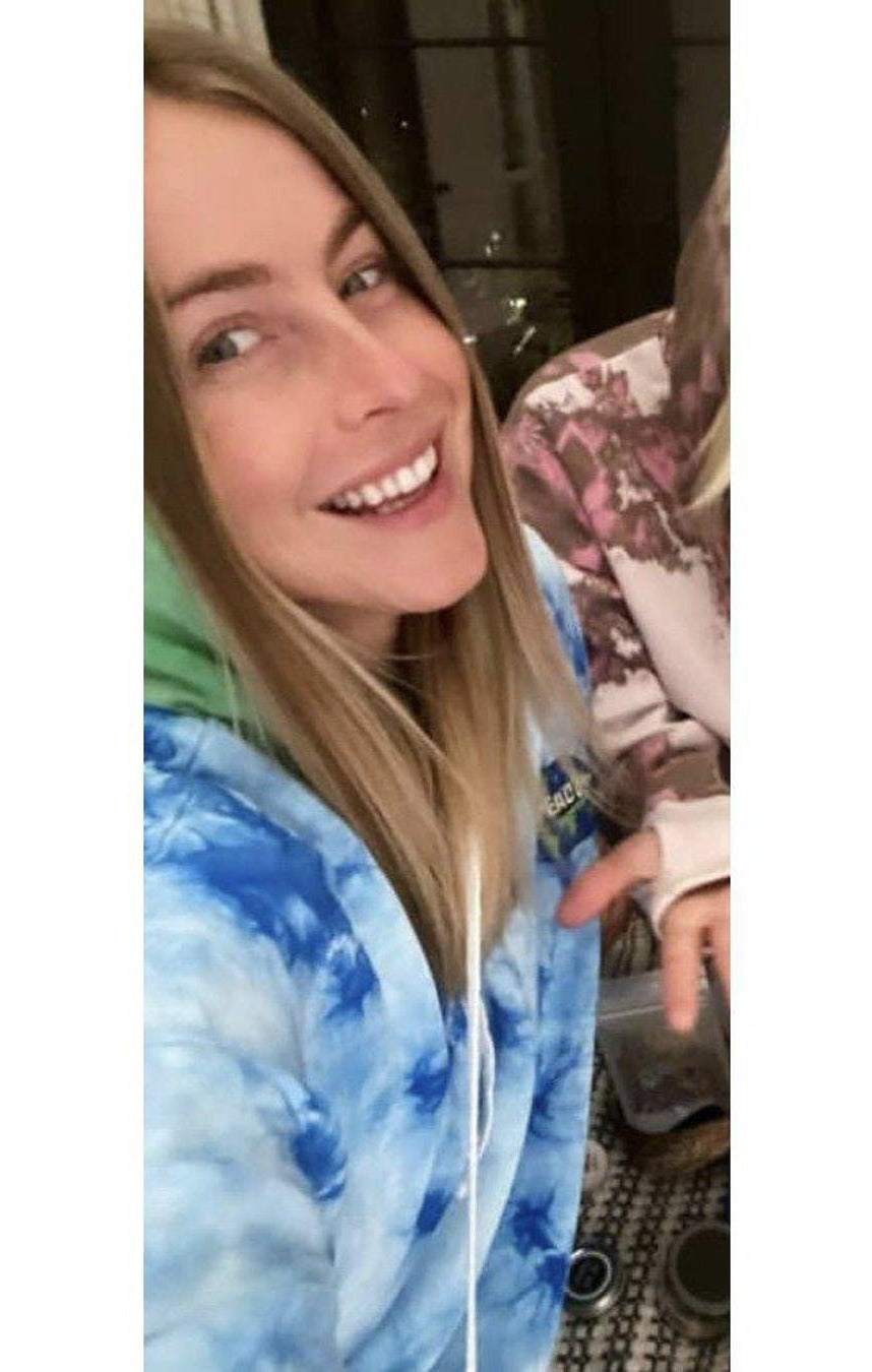 Lauren Moshi Lila World Peace Lips Hoodie as seen on Julianne Hough | Hoodie by Lauren Moshi | Shop Premium Boutique Fashion at Spoiled Brat | Trendy Y2K style. '_badge_Celeb_Pick, __label:Celeb Style, _Celeb_Pick | Image 2