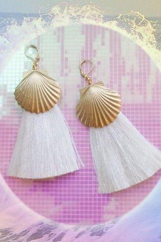 Shop Suzywan DELUXE Suzywan DELUXE Sea Shells Tassel Mermaid Earrings Earrings for women – premium loungewear and festival fashion at Spoiled Brat