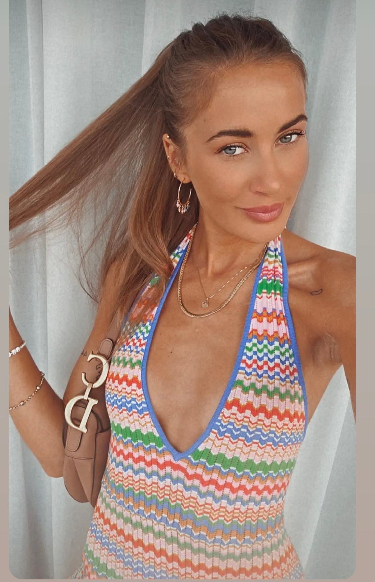 Alex in Colour wears our Show Me Your Mumu Dress 