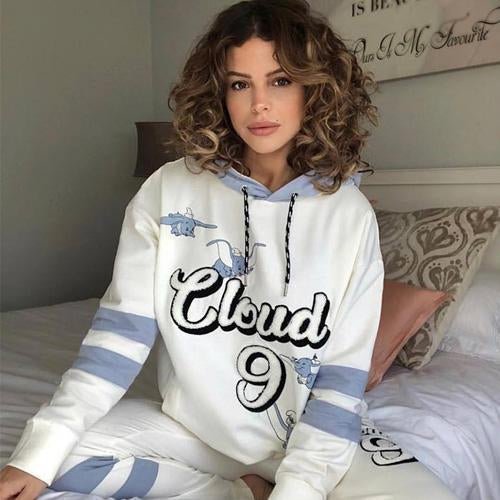 Chloe Lewis is a Disney Princess - Spoiled Brat 