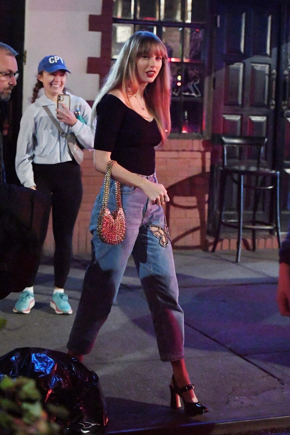 taylor swift wears bejewelled crystal embellished jeans 