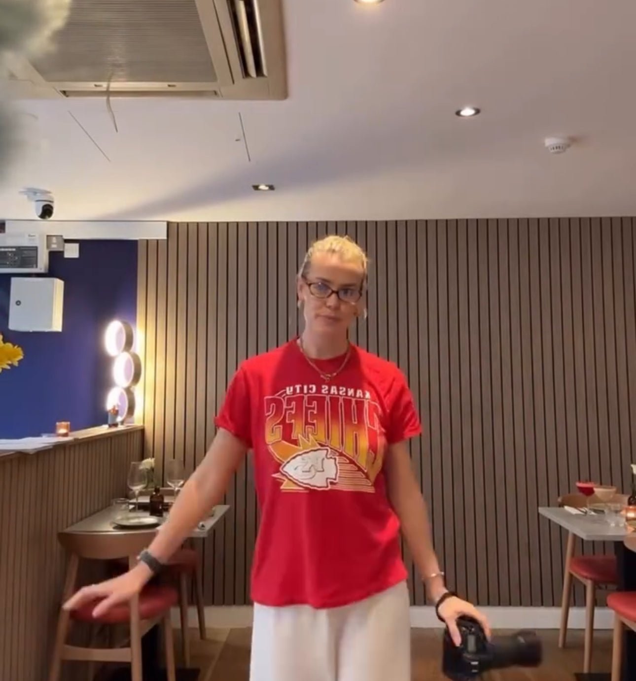 The Only Way Is Essex Star Chloe Meadows Spotted in Our Junk Food Kansas City Chiefs Tee - Spoiled Brat 