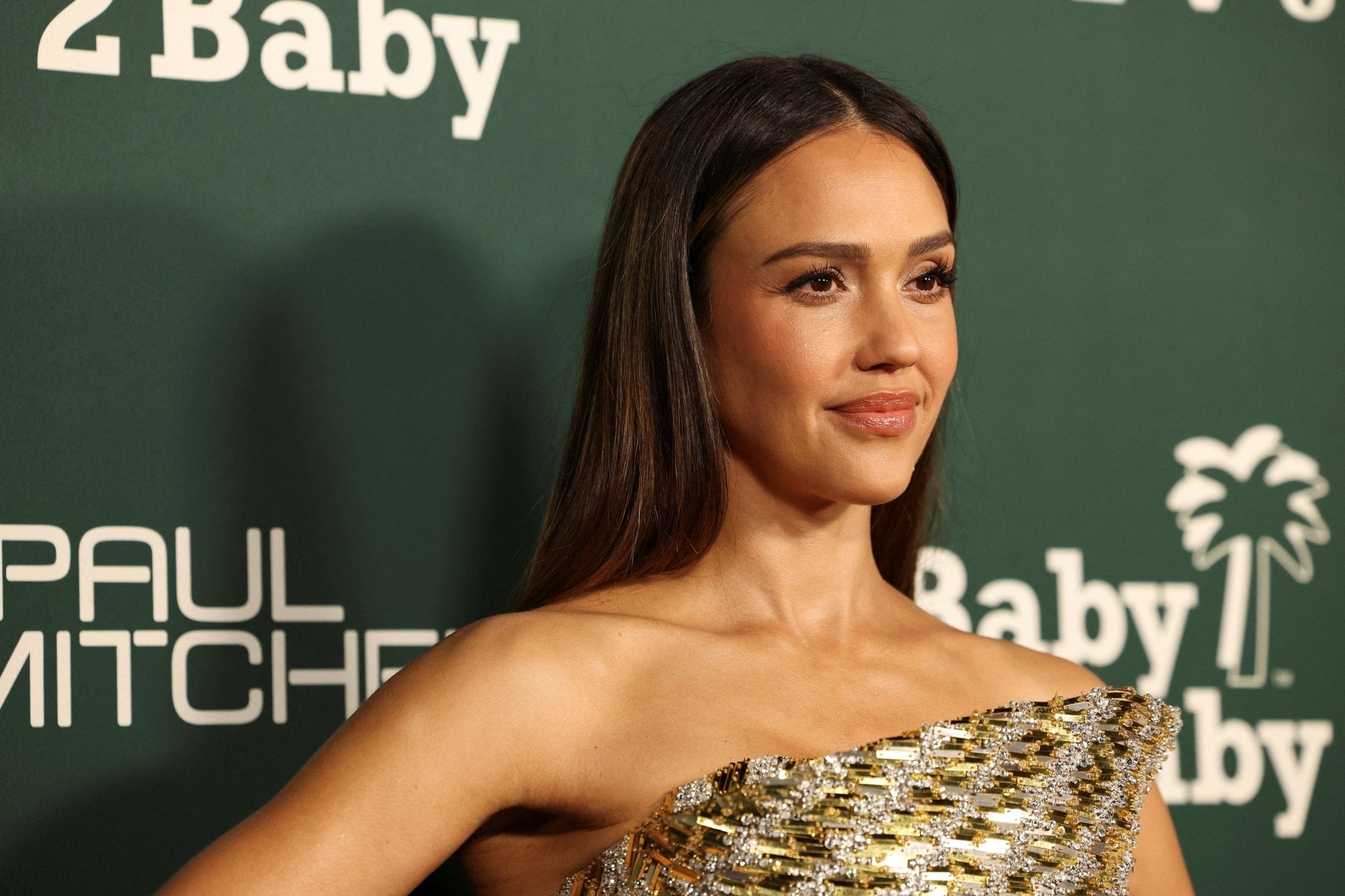 Jessica Alba Style | Celebrity Fashion & Outfits UK | Spoiled Brat