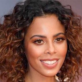 Rochelle Humes Fashion | The Saturdays Star Style & Celebrity Looks