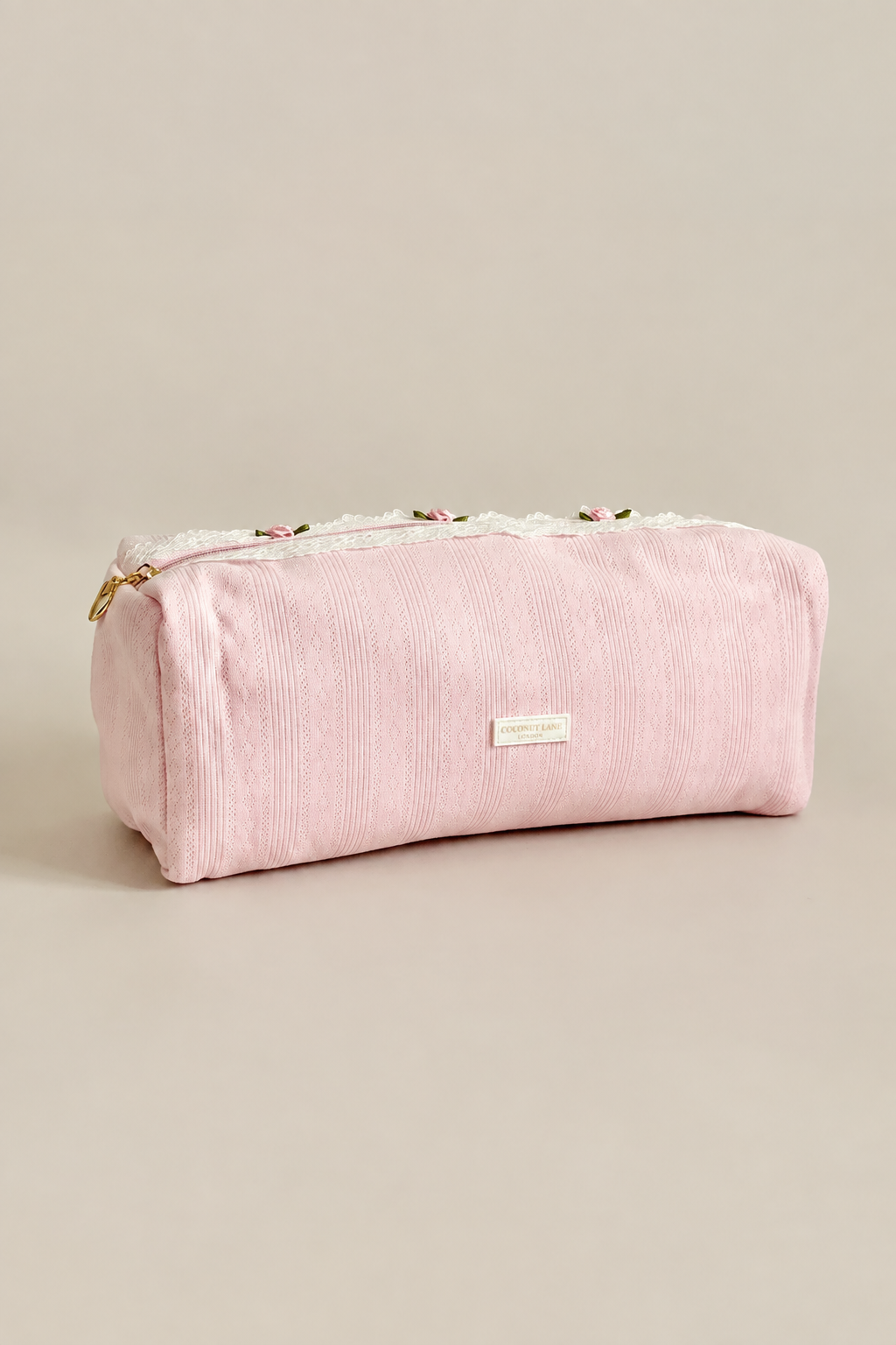2:3 portrait pointelle hair tool bag
