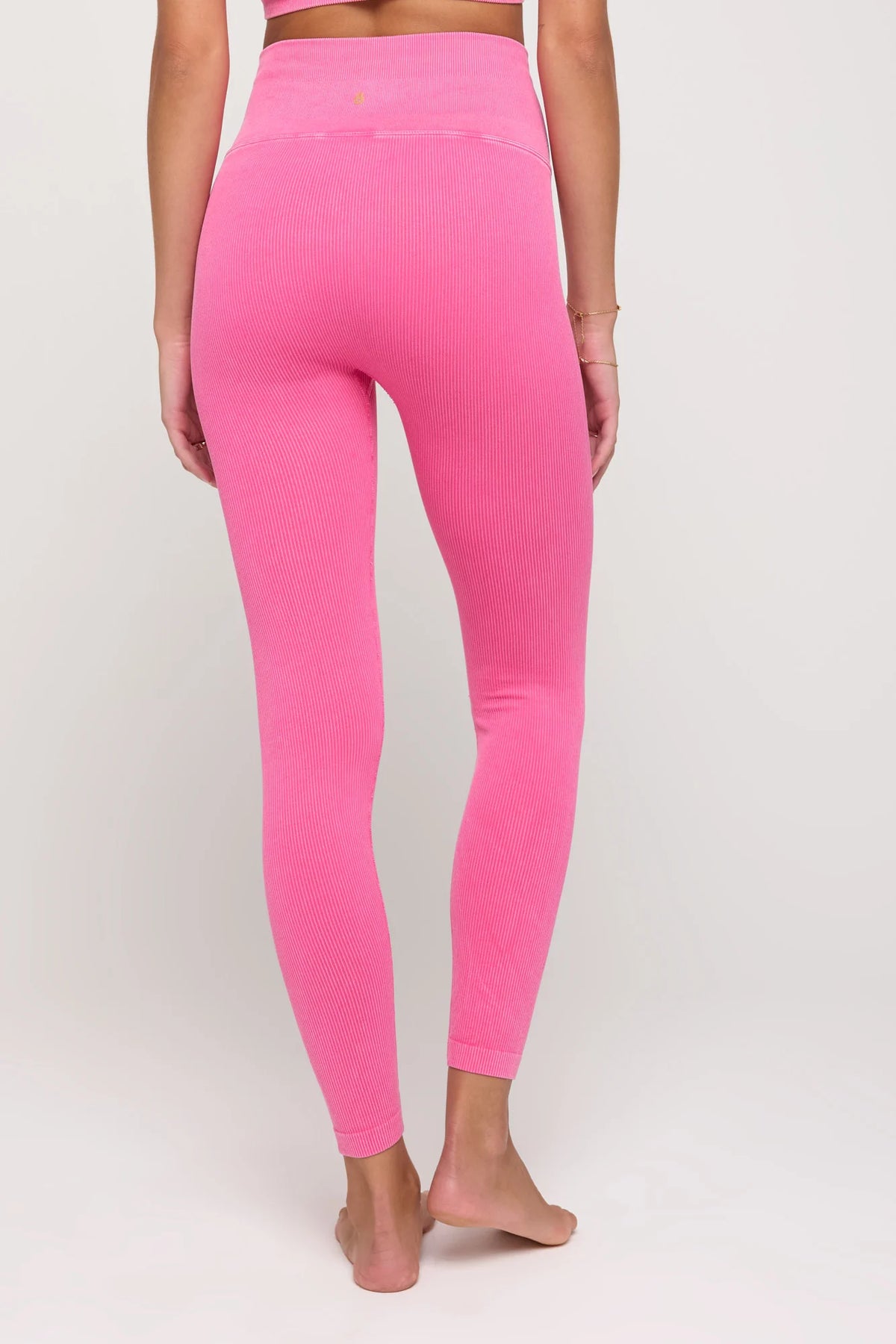 Shop Spiritual Gangster Spiritual Gangster Love Sculpt Seamless 7/8 Legging online at Spoiled Brat