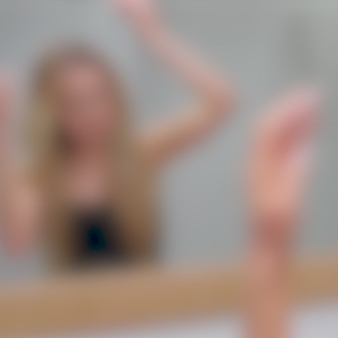 Kitsch Rosemary & Biotin Scalp & Hair Strengthening Oil Hair Conditioner by Kitsch as seen on celebrities