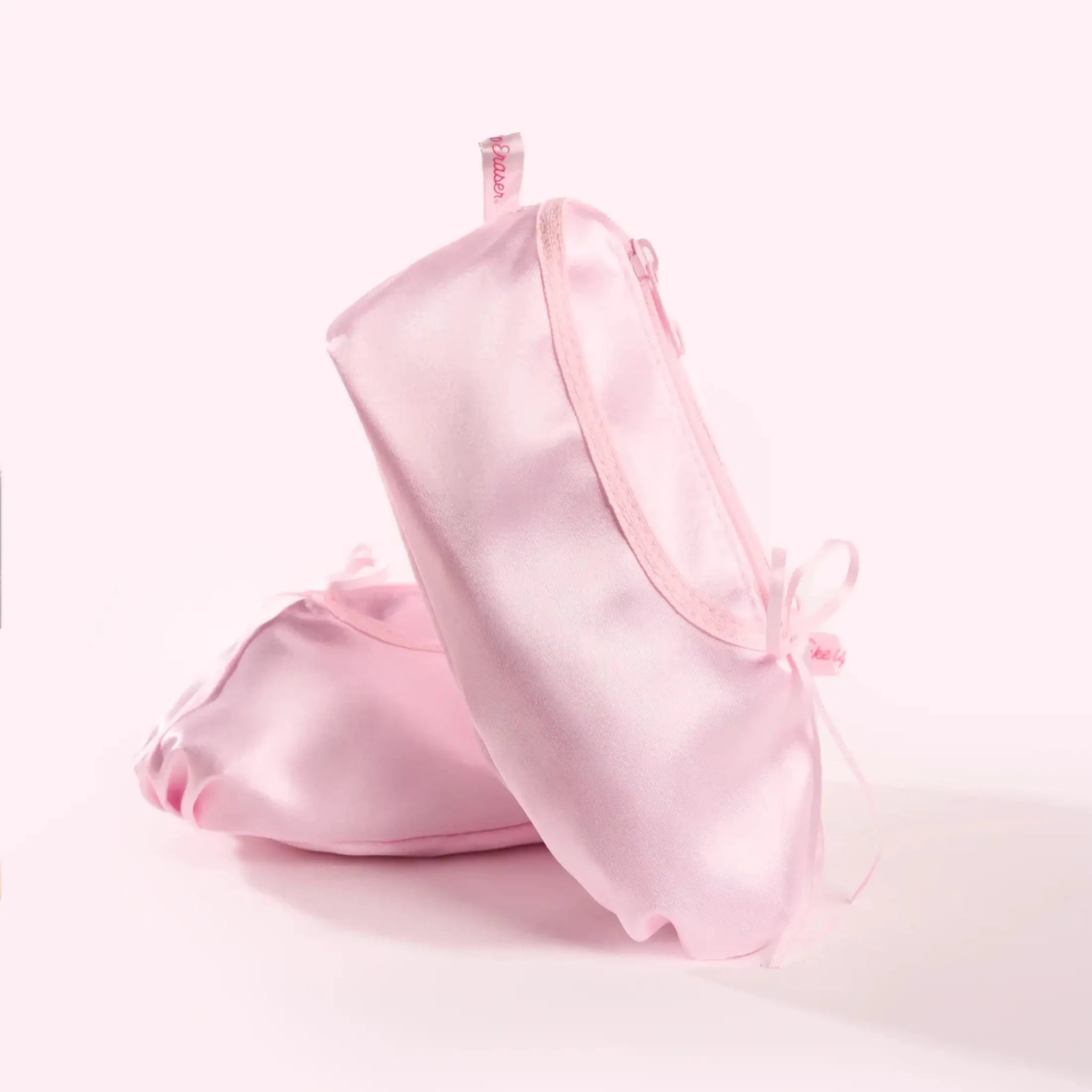 Makeup Eraser Ballet Core 7 - Day Gift Set - Spoiled Brat