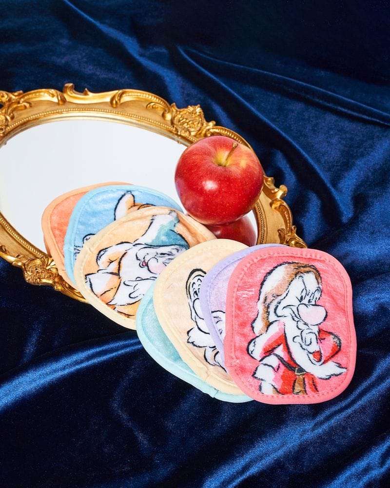 Makeup Eraser Disney Snow White 7 Day Set by Makeup Eraser – Beauty Product – Pink | Spoiled Brat UK
