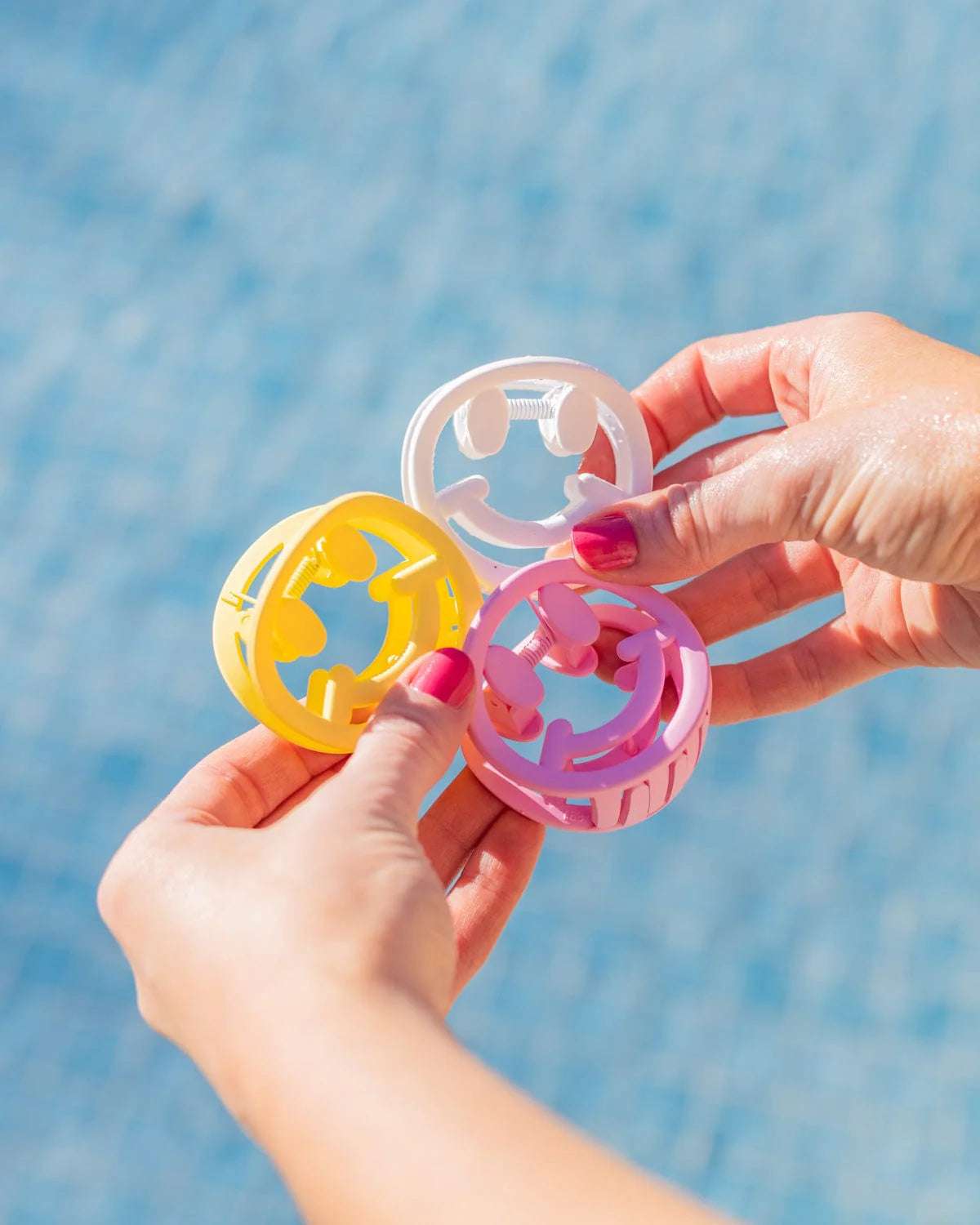 Packed Party Bring on The Smiles Claw Hair Clip Set by Packed Party – Hair Clip – Multi | Spoiled Brat UK