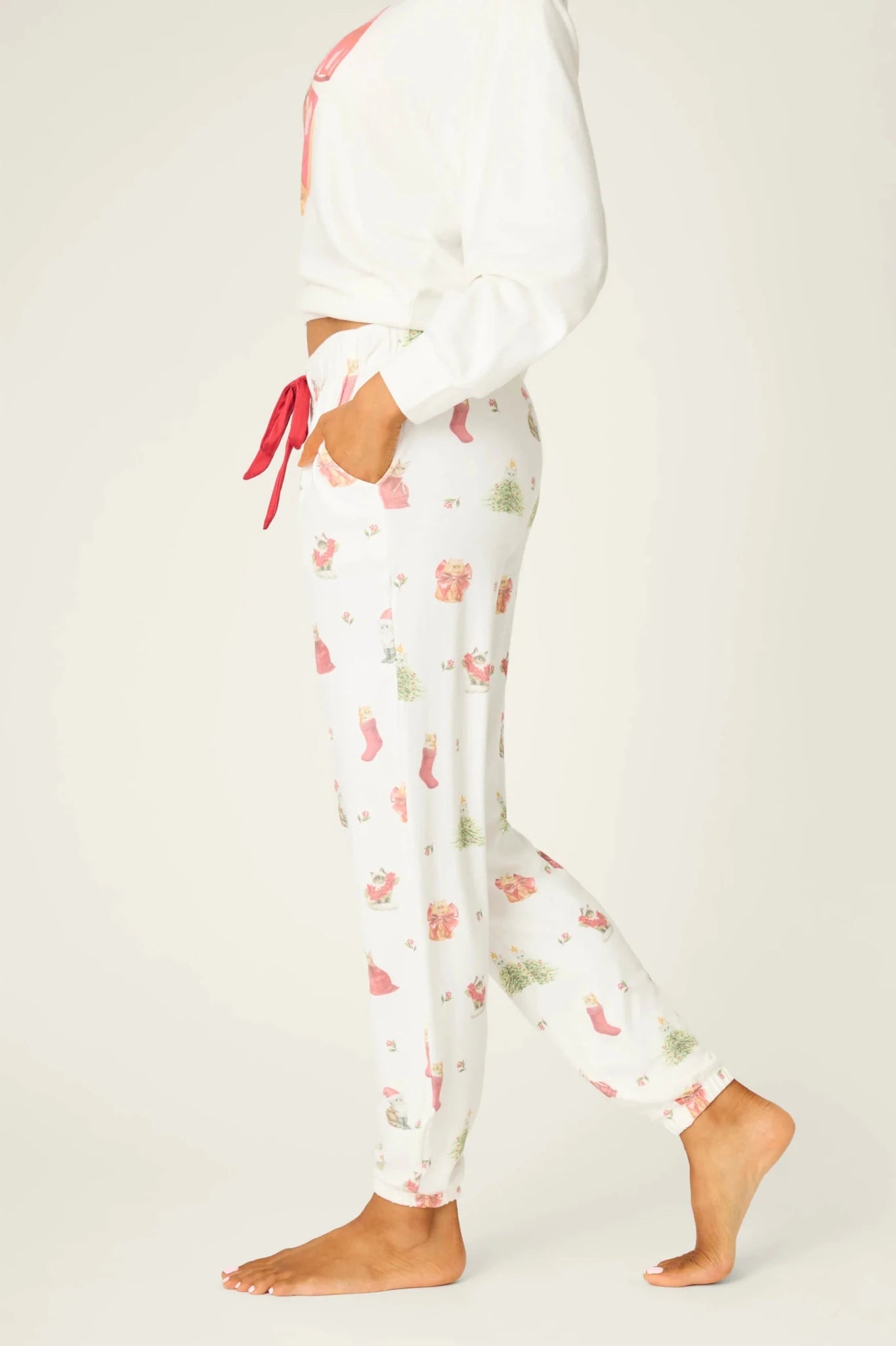 PJ Salvage Feline Festive Cat Print Banded PJ Pants as seen on Chloe Sims - Spoiled Brat