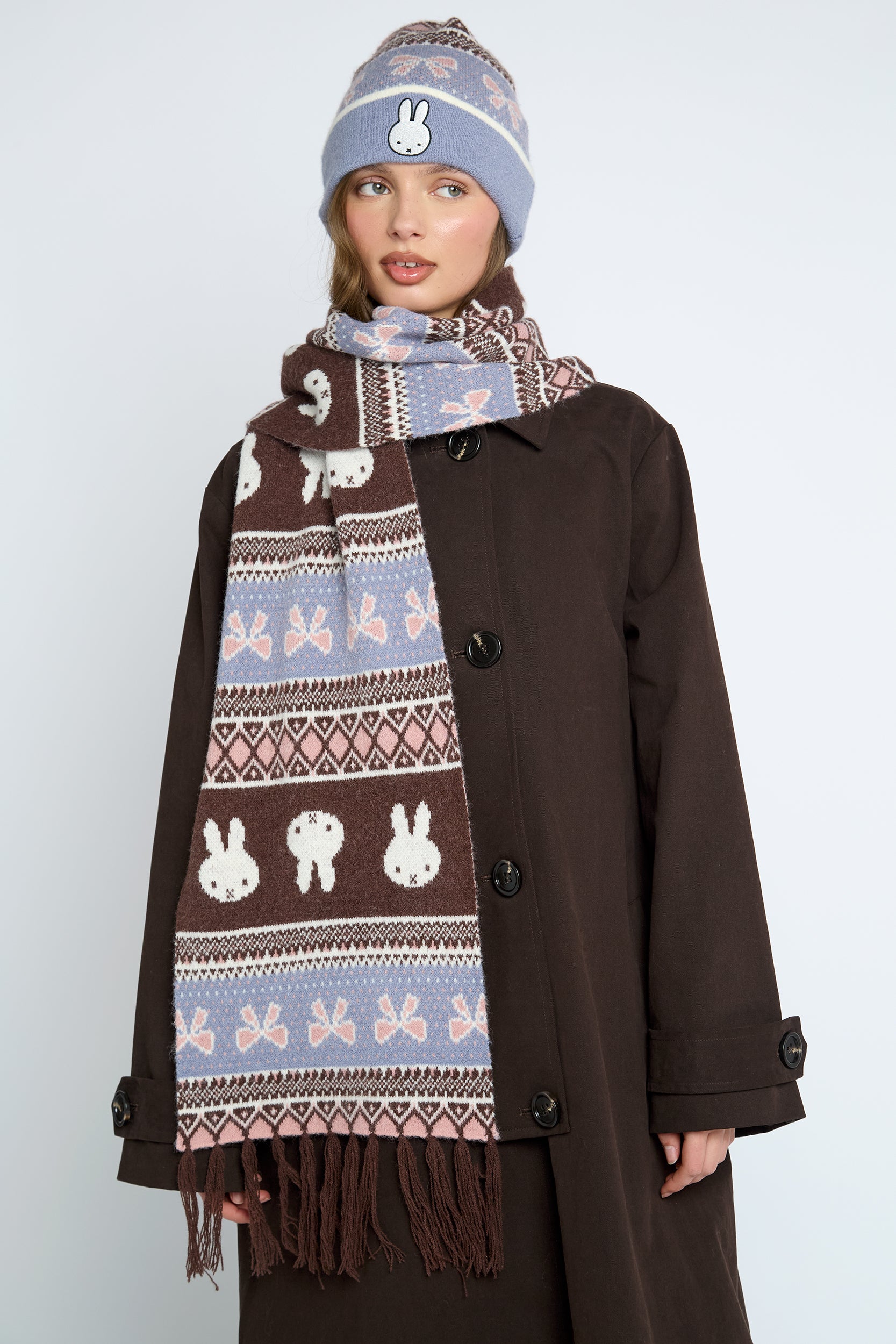 Daisy Street Miffy Intarsia Scarf