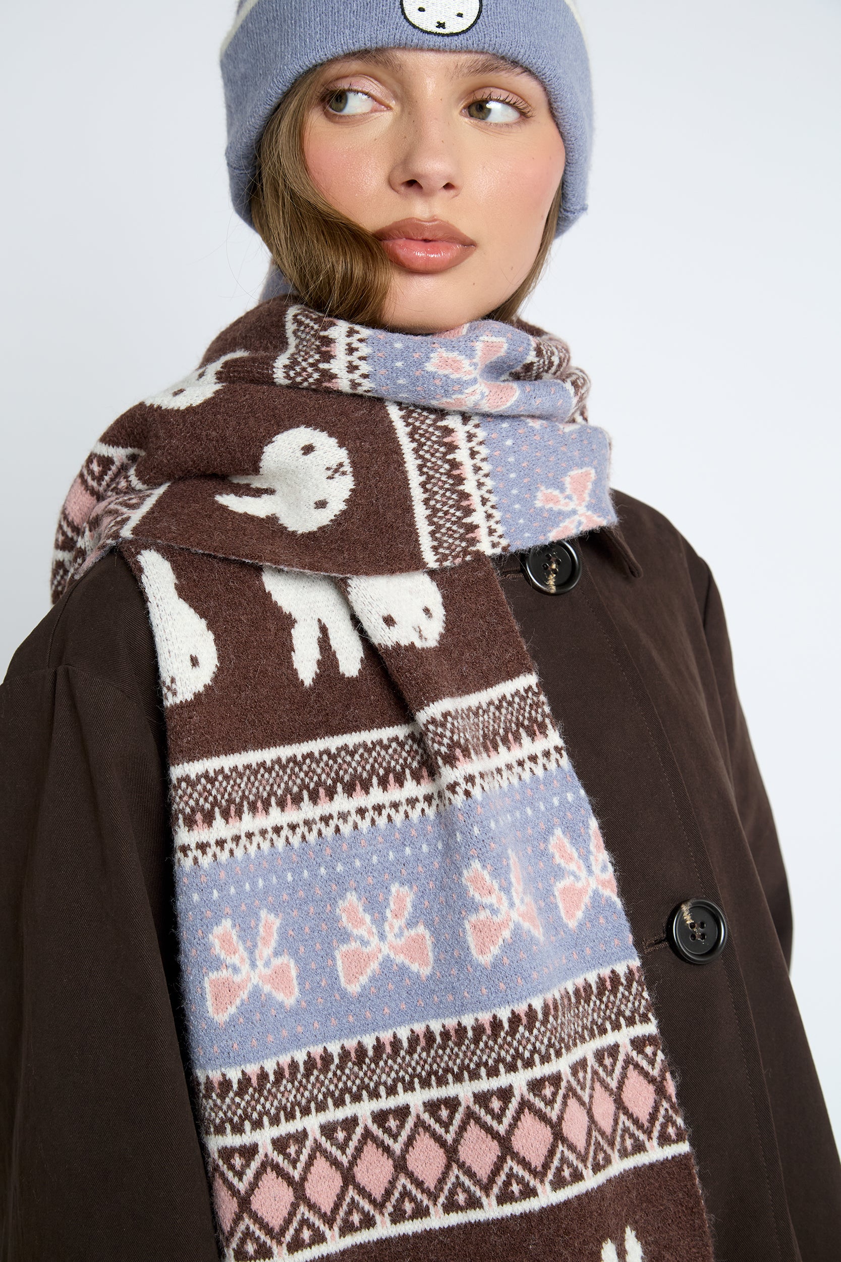Daisy Street Miffy Intarsia Scarf