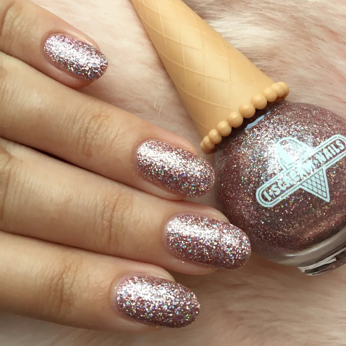 Shop I Scream Nails I Scream Nails Sugar Buns Glitter Nail Varnish online at Spoiled Brat