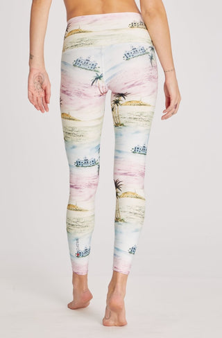 Shop Wildfox Hollywood Hotel Gym Leggings - Premium Leggings from Wildfox Online now at Spoiled Brat 